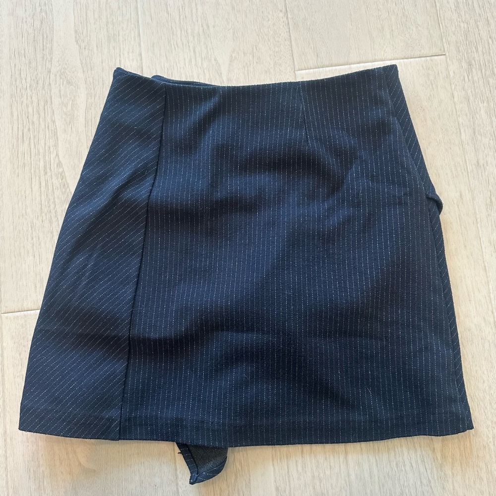 1.State Ruffle Mini Skirt Retail - Picture 4 of 5